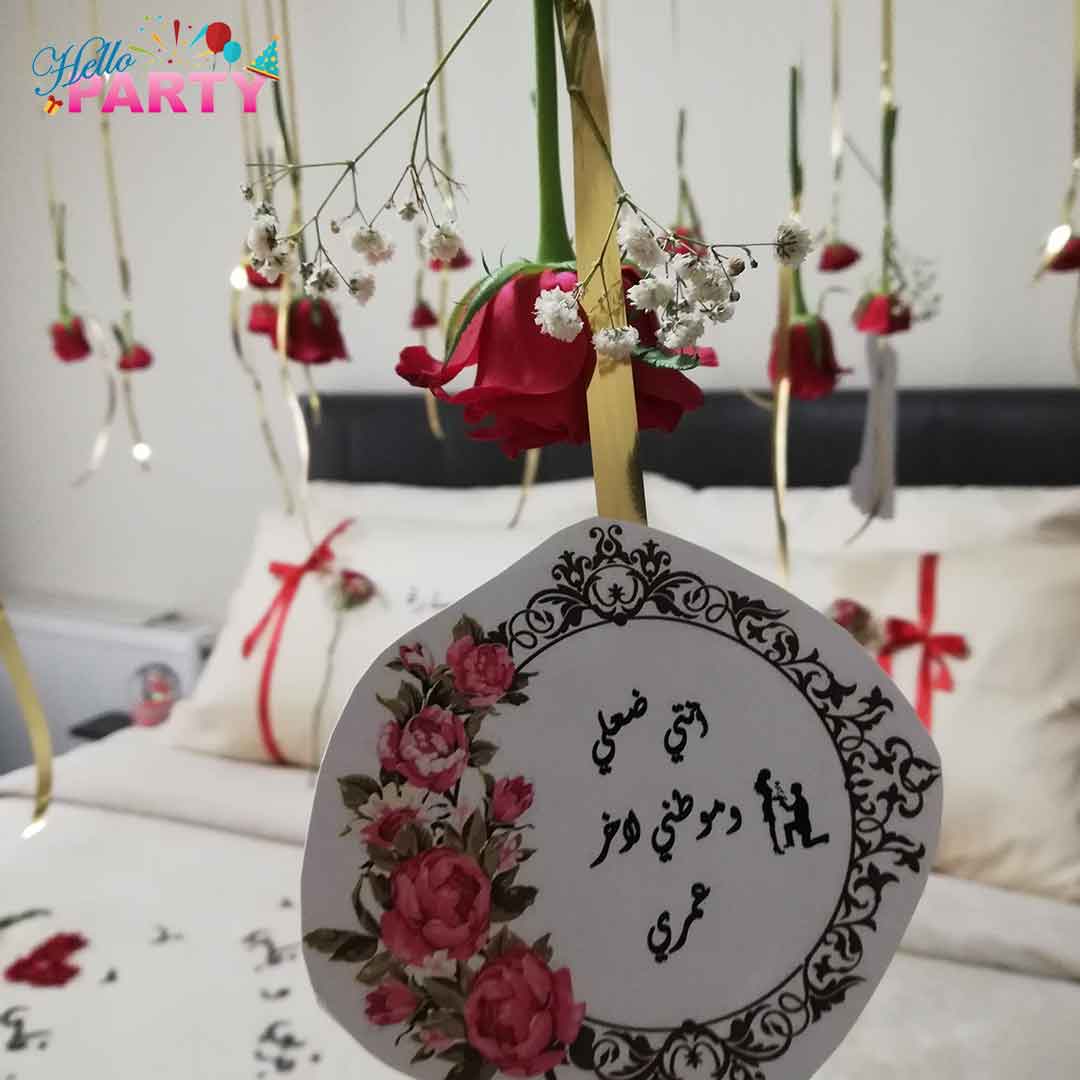 رومنسية-ورد طبيعي-ورد صناعي-ورق الورد-شمع-شموع-زوج-زوجة-راحة-استرخاء-أجواء رومنسية-يعشقها-عشق - بلاد الغربة-اوربا-كندا-اهتمام-حماسة-حب-غرام-موعد-أسئلة-يتحدث كثيراً-خجل-تردد-ارتباط-سعيد-النية الصافية-الصادقة-الاهتمام المتبادل-تنظيم-حفلات-و-مناسبات-في-