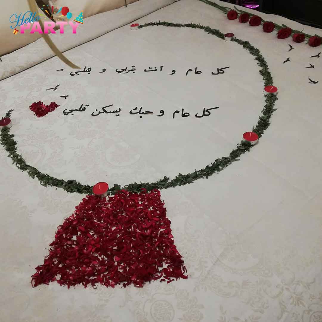 رومنسية-ورد طبيعي-ورد صناعي-ورق الورد-شمع-شموع-زوج-زوجة-راحة-استرخاء-أجواء رومنسية-يعشقها-عشق - بلاد الغربة-اوربا-كندا-اهتمام-حماسة-حب-غرام-موعد-أسئلة-يتحدث كثيراً-خجل-تردد-ارتباط-سعيد-النية الصافية-الصادقة-الاهتمام المتبادل-تنظيم-حفلات-و-مناسبات-في-