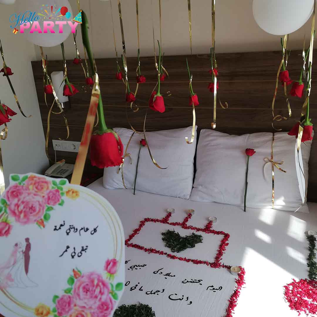 رومنسية-ورد طبيعي-ورد صناعي-ورق الورد-شمع-شموع-زوج-زوجة-راحة-استرخاء-أجواء رومنسية-يعشقها-عشق - بلاد الغربة-اوربا-كندا-اهتمام-حماسة-حب-غرام-موعد-أسئلة-يتحدث كثيراً-خجل-تردد-ارتباط-سعيد-النية الصافية-الصادقة-الاهتمام المتبادل-تنظيم-حفلات-و-مناسبات-في-