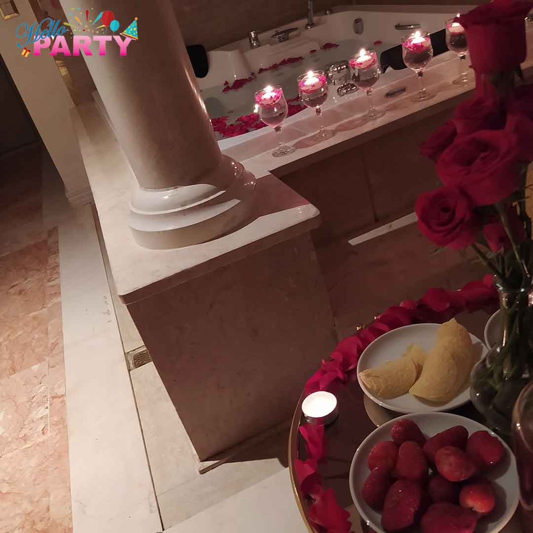 رومنسية-ورد طبيعي-ورد صناعي-ورق الورد-شمع-شموع-زوج-زوجة-راحة-استرخاء-أجواء رومنسية-يعشقها-عشق - بلاد الغربة-اوربا-كندا-اهتمام-حماسة-حب-غرام-موعد-أسئلة-يتحدث كثيراً-خجل-تردد-ارتباط-سعيد-النية الصافية-الصادقة-الاهتمام المتبادل-تنظيم-حفلات-و-مناسبات-في-